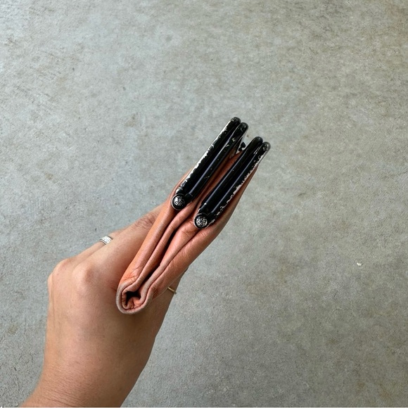 Hobo Lauren Clutch Wallet - Picture 8 of 11